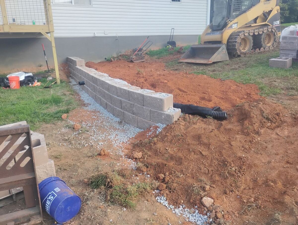 Boulder stone retaining wall on a large property in Paulding County GA
